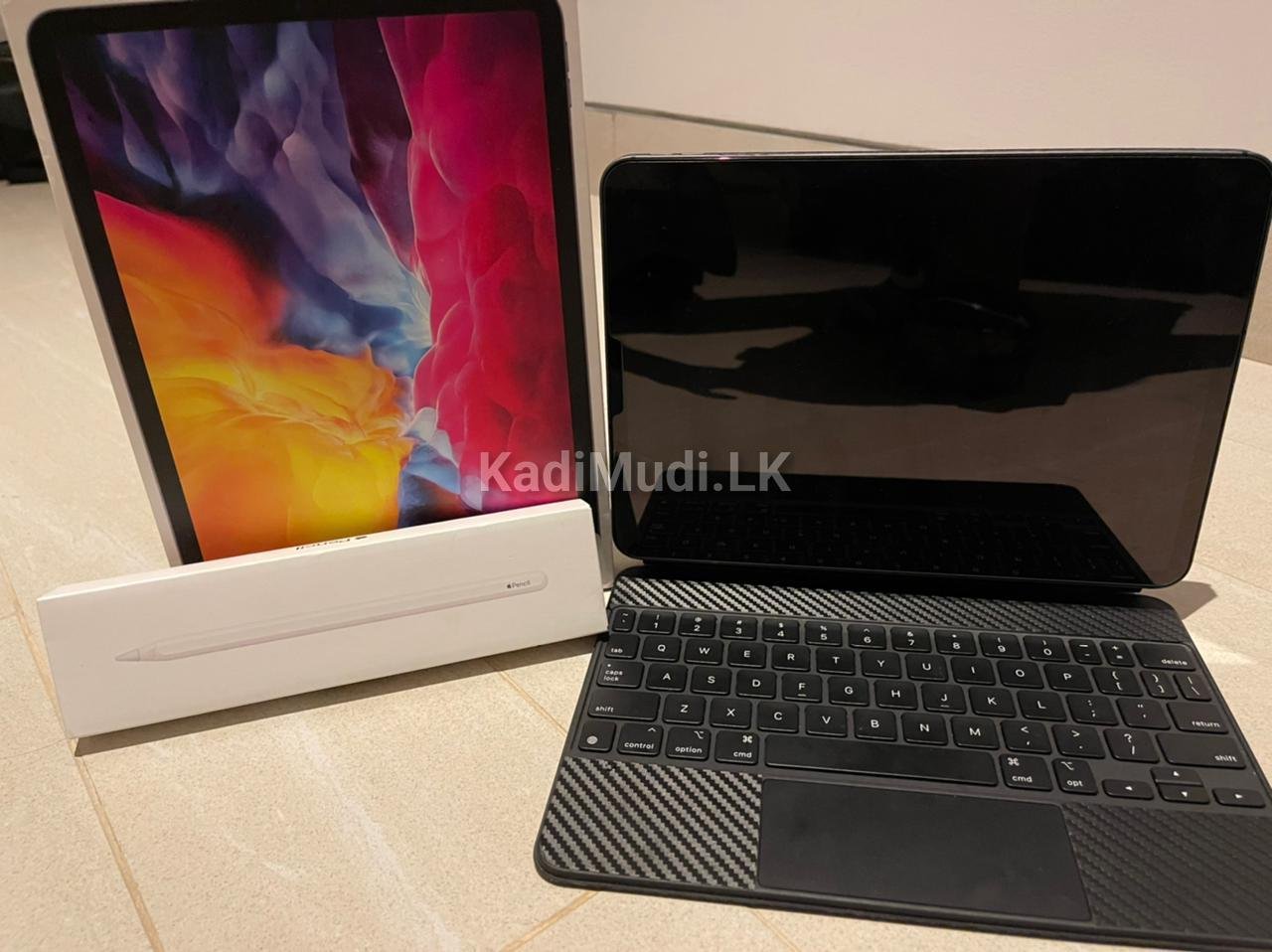 Apple iPad Pro 11″ 2020 w. Magic Keyboard & Pen
