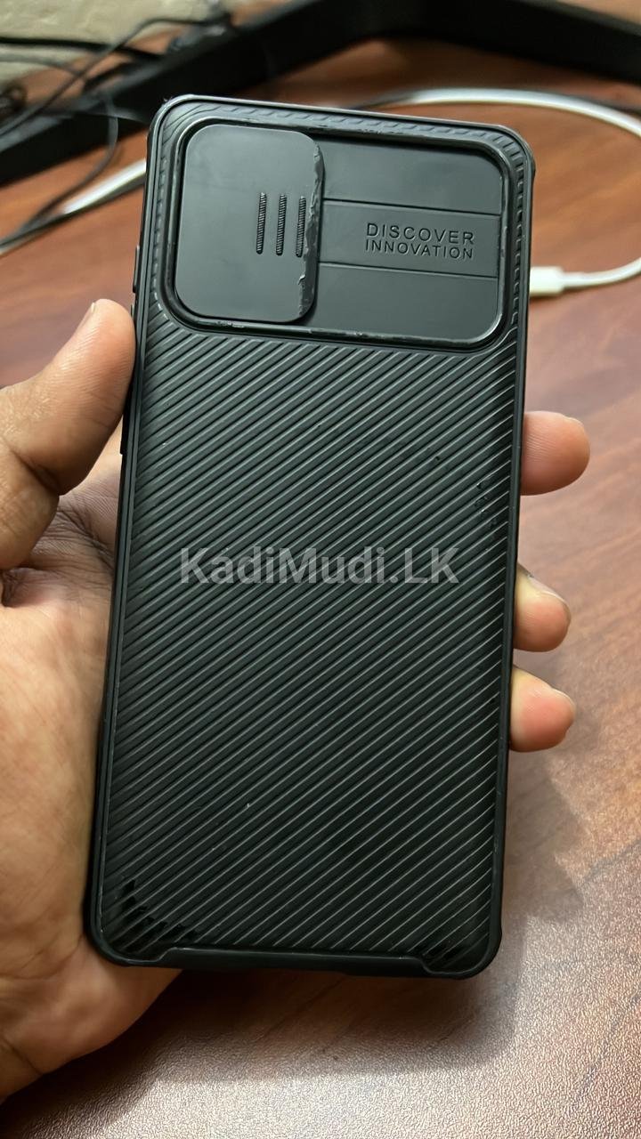 Samsung Galaxy S20 + COMBO OFFER