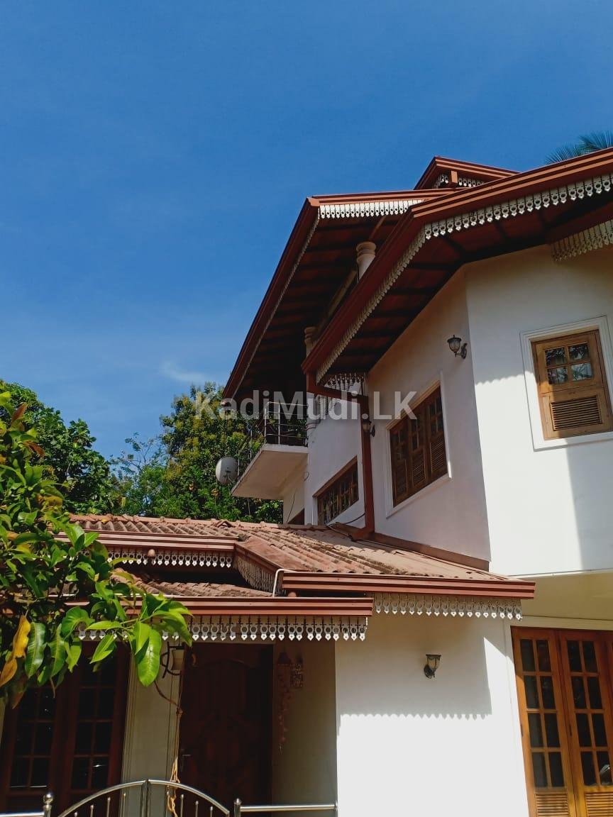 House at Gampola town