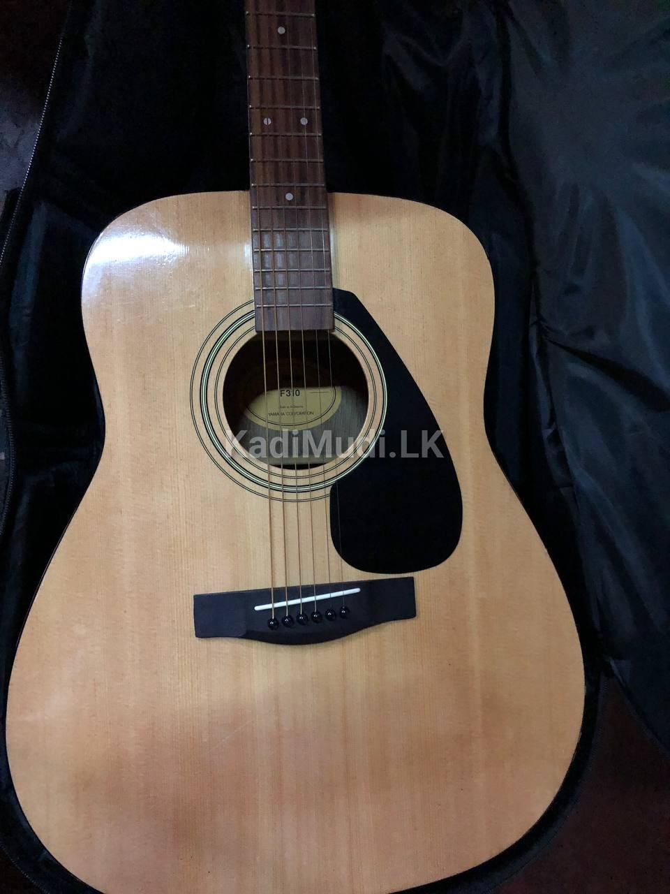 Guitar Yamaha F310