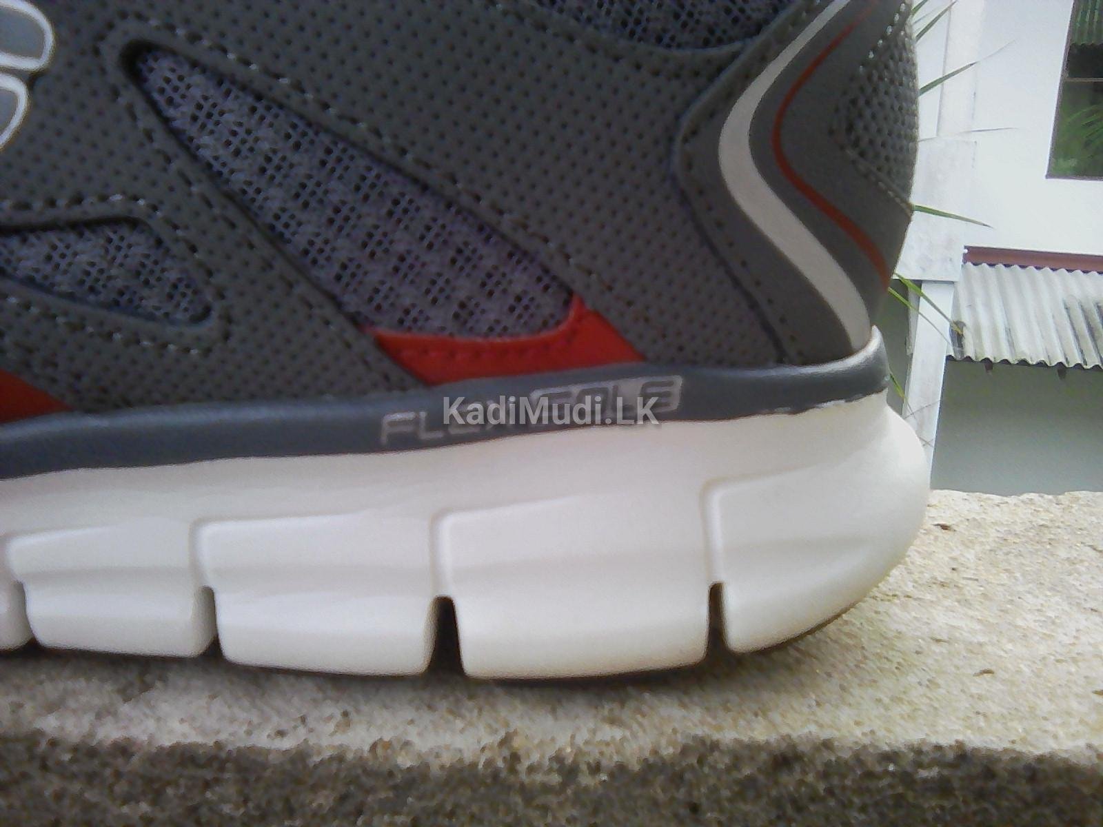 Sketchers sports shoe