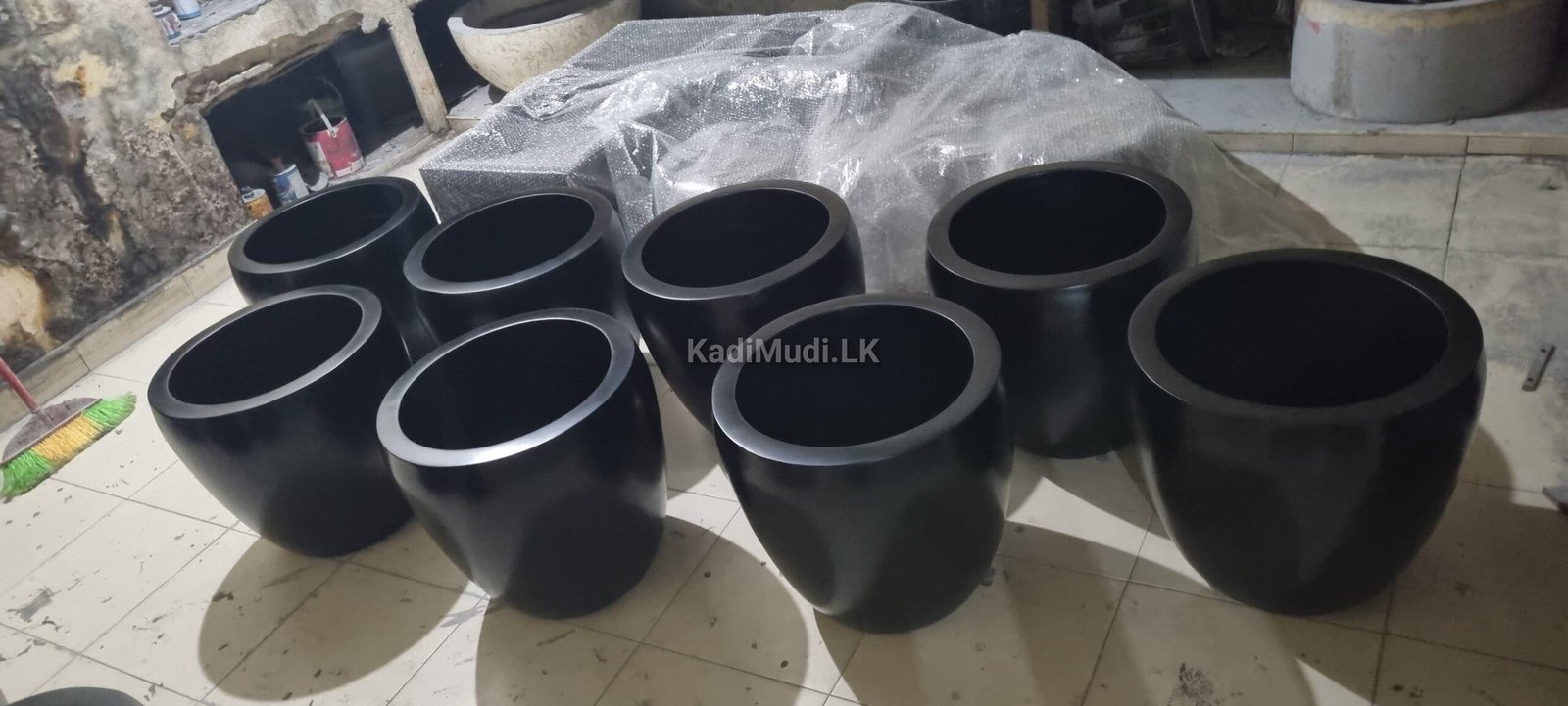 Commercial-Grade Fiberglass Planters in Sri Lanka